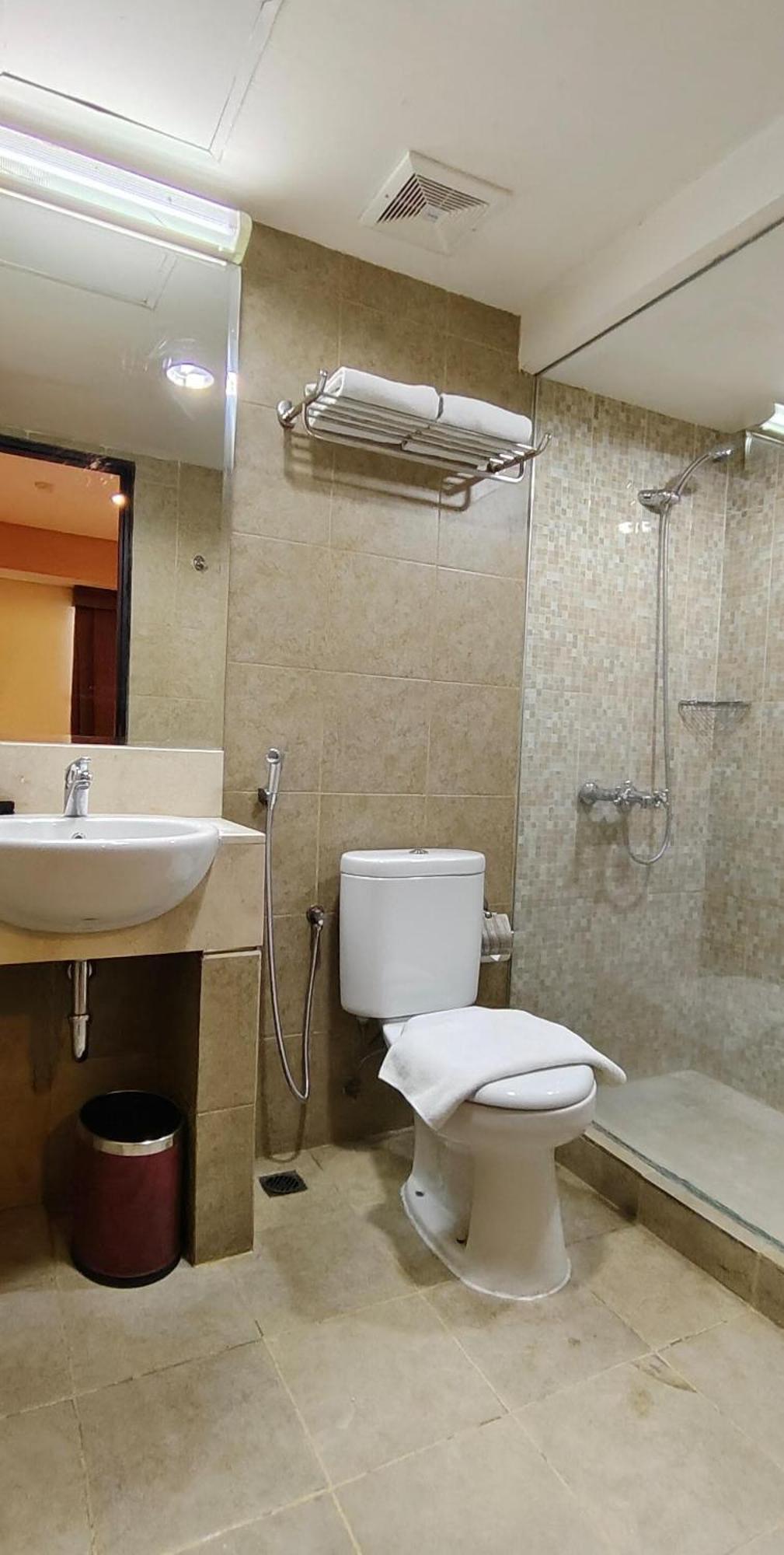 Nemuru Grand Serpong Panunggangah Екстер'єр фото